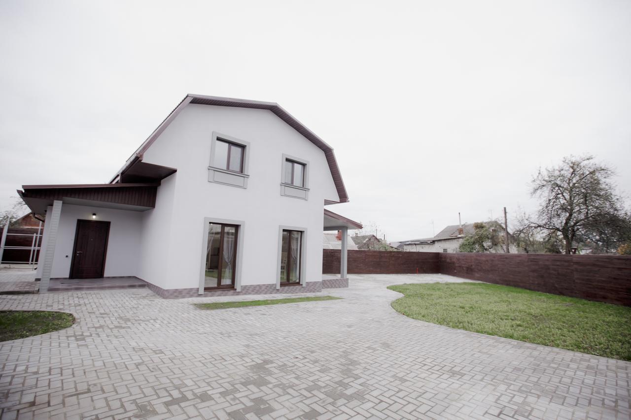 Shale Na Polotskoy Villa Bobruisk Exterior photo