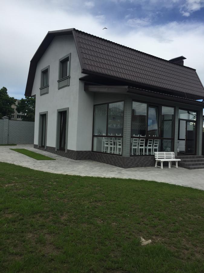 Shale Na Polotskoy Villa Bobruisk Exterior photo