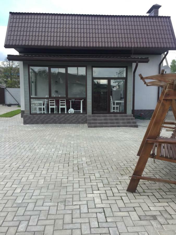 Shale Na Polotskoy Villa Bobruisk Exterior photo